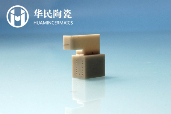 氮化铝陶瓷异形件